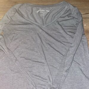 aeropostale grey long sleeve shirt.